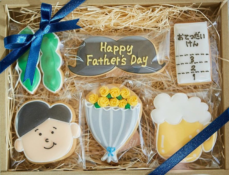 名入れ可【お父さんギフト】アイシングクッキー ギフトボックス クッキー ケーキデコレーション バースデーケーキ 誕生日 ケーキトッピング ケーキデコレーション かわいい お菓子 女の子 男の子  2
