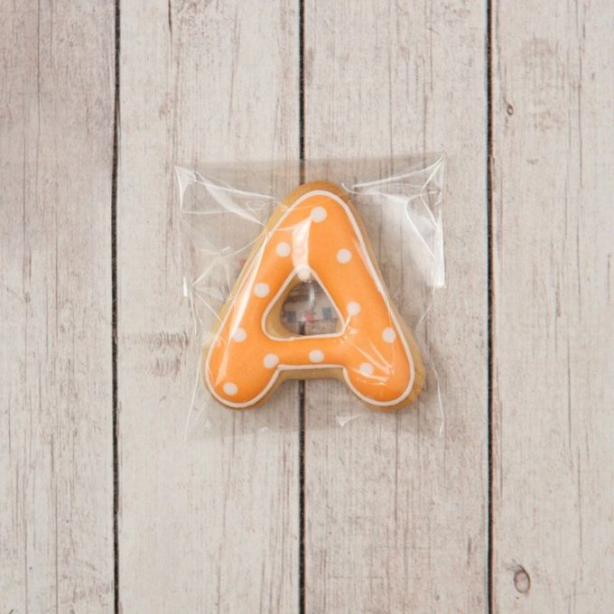 色も選べる【アルファベットクッキー】アイシングクッキー 誕生日 ケーキ クッキー デコレーションケーキ オリジナルケーキ かわいい お菓子 推し活 2