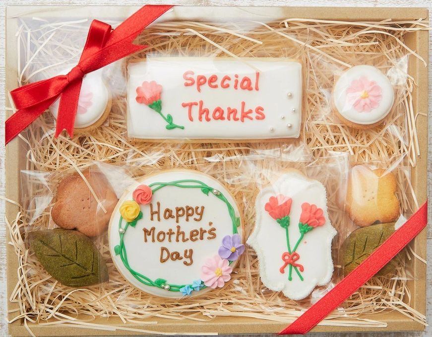名入れ可【お母さんギフトA】アイシングクッキー ギフトボックス クッキー ケーキデコレーション バースデーケーキ 誕生日 ケーキトッピング ケーキデコレーション かわいい お菓子 女の子 男の子  2