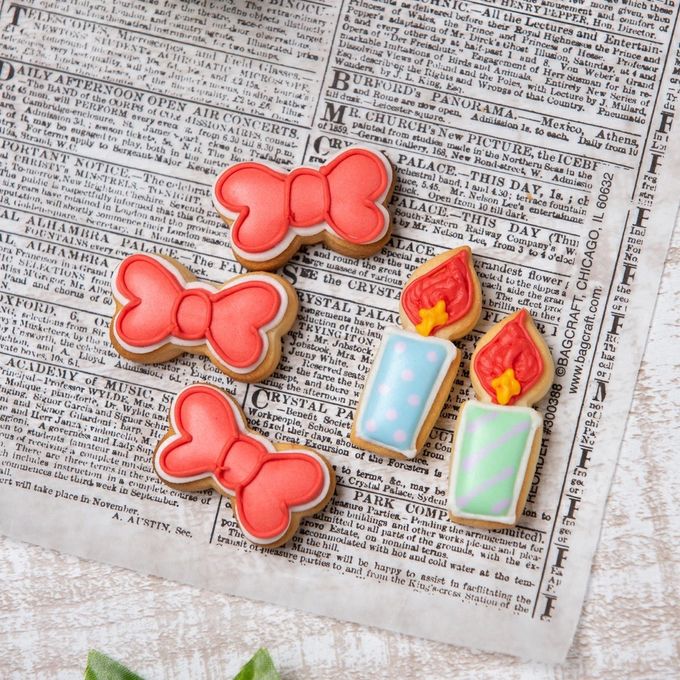 【リボン＆ろうそく(5個入り)】アイシングクッキー かわいい お菓子 推し活 推しケーキ プチギフト クッキー ギフト アイシングクッキーleap 1