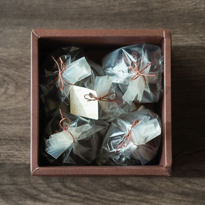 【アレ表参道】燻製はちみつのカヌレ 5個入り 4