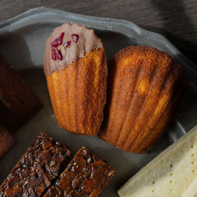 【アレ表参道】Whiteday-Boîte de pâtisseries assorties【大】ホワイトデー2026 5