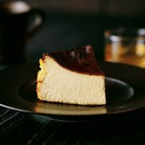 【アレ表参道】燻製はちみつのバスクチーズケーキ 5号 父の日2025