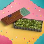 可愛いチョコレート缶入り ピーカンナッツチョコレート 抹茶 みどり缶 1