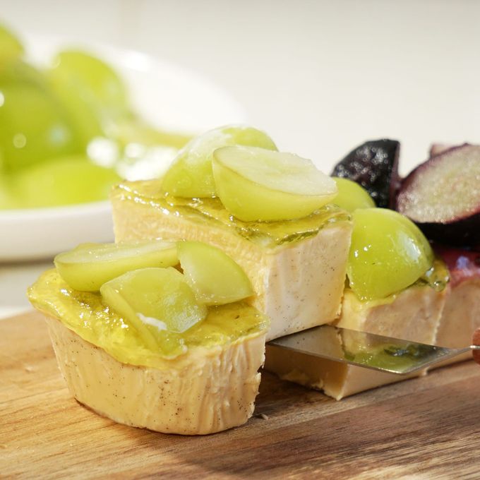 1本で2度おいしい シャインマスカット＆ナガノパープル カタラーナ 16cm 9