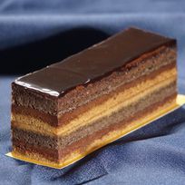 8層の濃厚な甘い香り コーヒーオペラチョコレートケーキ 15cm