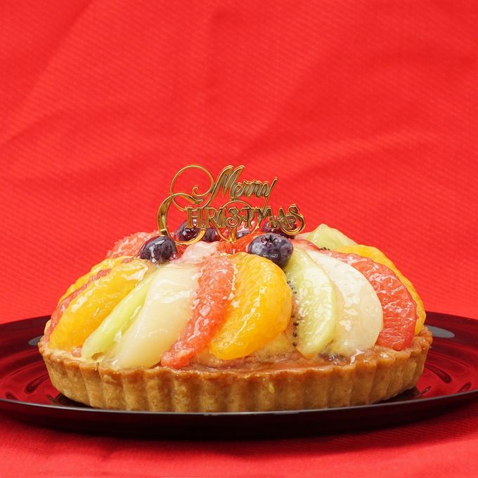 果物がふんだんに乗った フルーツタルト 5号 クリスマス2025 1