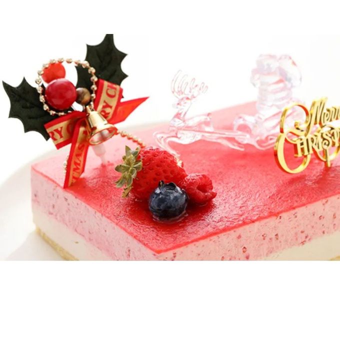 ご予約受付中 2025クリスマス 低糖質 苺ココナッツ 4.5号  クリスマスケーキ 3