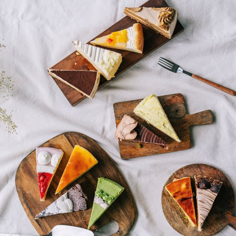 お歳暮2025 12種類の味が楽しめる 12種のケーキセット 7号 21.0cm