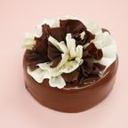 【バレンタイン限定】キャラメルショコラの生チョコショート 4号｜大人のためのフラワーショコラケーキ 1
