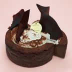 濃厚チョコレートバスクチーズケーキ ）4号（2〜3名｜チョコ好きも唸る大人の一台 2