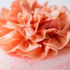 【グルテンフリー】NYチーズケーキ 4号（12cm） いちごチョコのフラワーデコレーション｜当店人気No.1  6