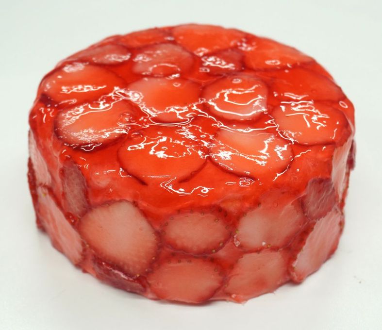 南国マンゴーと苺の贅沢レアチーズケーキ５号 1