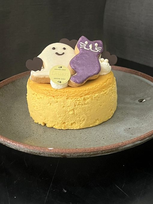 ハロウィンかぼちゃバスクチーズケーキ 4号 ゴースト＆ねこクッキー付き 2