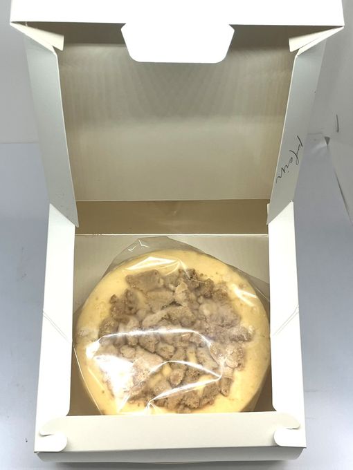 ホワイトチョコの贅沢な風味が広がるベイクドチーズケーキ 4号 2