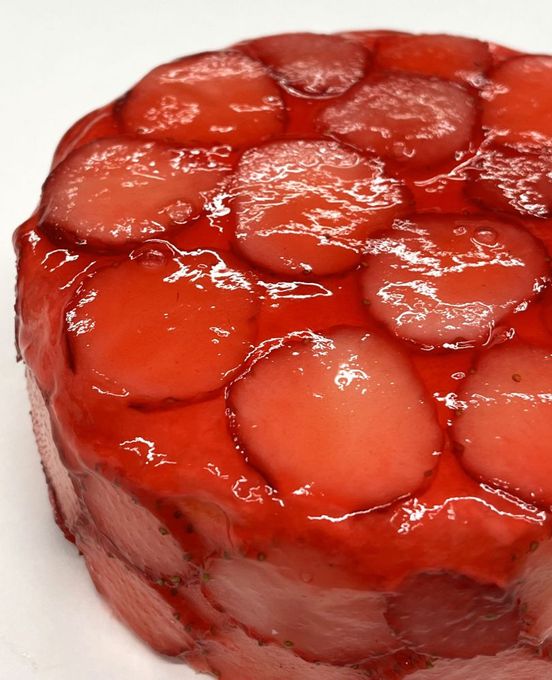 南国マンゴーと苺の贅沢レアチーズケーキ５号 4