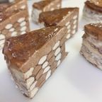 チョコのあみあみミルクレープ5号（カット） 5