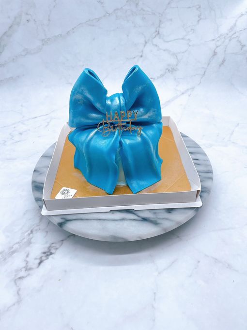 【冷凍】立体リボンケーキ5号 7