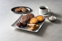 ホテルオークラ スイーツ＆コーヒーギフト １３個 1