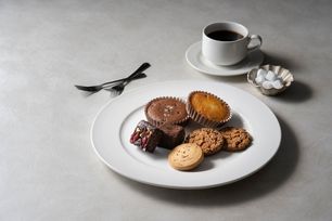 ホテルオークラ スイーツギフト ８個