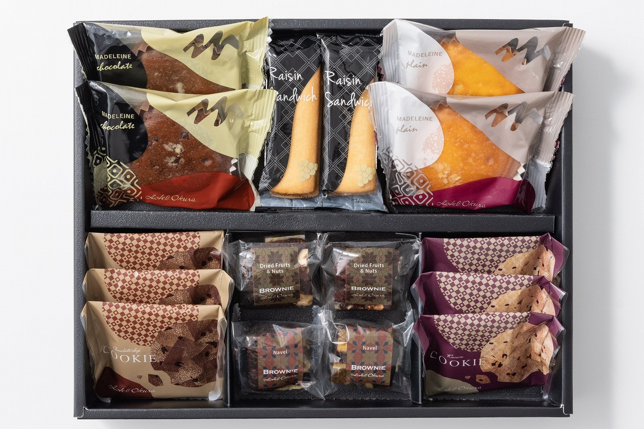 ホテルオークラ スイーツギフト 16個（アデリー（adelie）） | Cake.jp