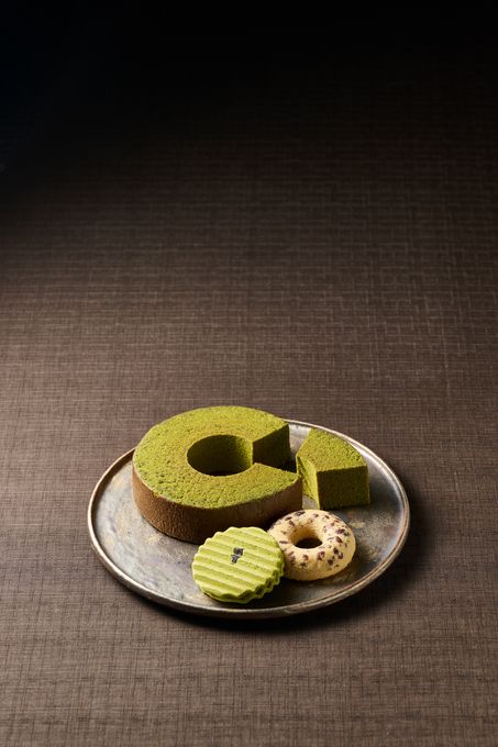 京都 京寿楽庵 宇治抹茶バウム 扇 1