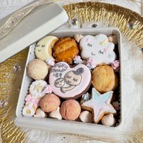 妊娠報告缶 キラキラゆめかわアイシングクッキー缶
