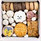 puapuaオリジナルビションのクッキー缶 4