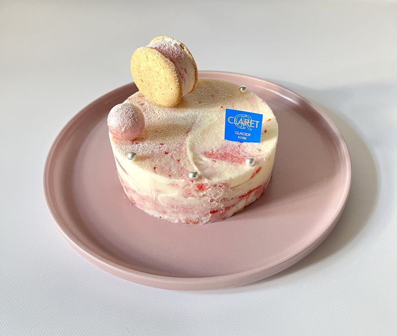 いちごとミルクのジェラートケーキ  2