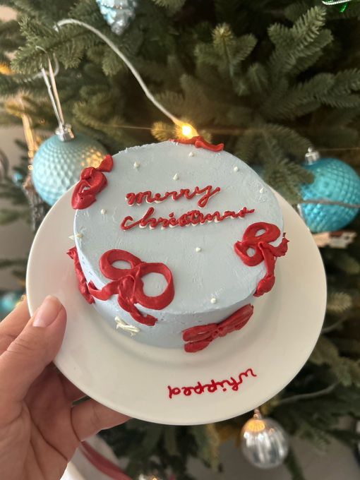 -୨୧-Holiday Ribbon Cake-୨୧-クリチ×ココアビスケットの甘さ控えめクリスマスケーキ 1