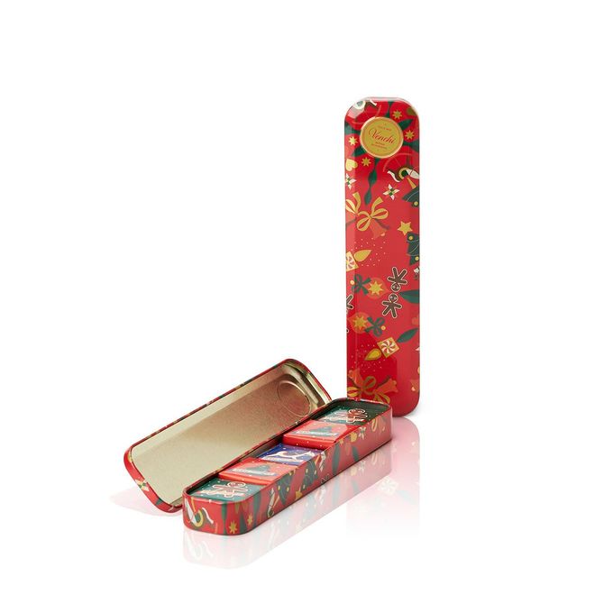 クリスマスが待ち遠しくなるような、様々なクリスマスモチーフが描かれたペンケース缶。 2