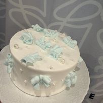 カラバリ豊富！キュートリボンパールケーキ5号｜推しカラー対応・リボンデザイン/ホワイトデー2026