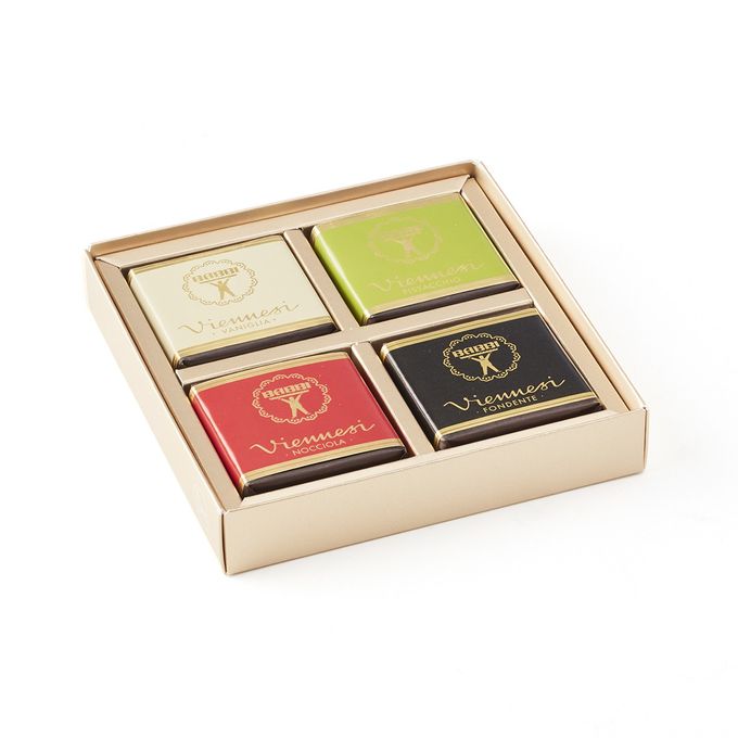 ヴィエネッズィ セット 4