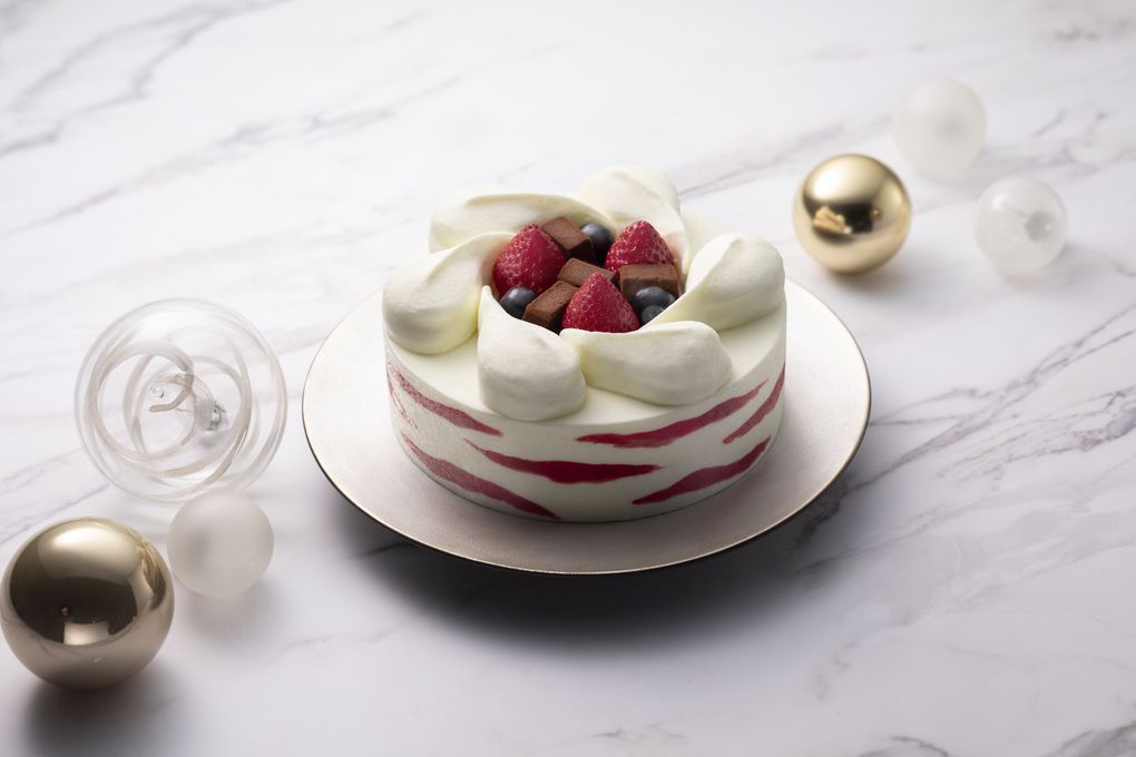 生チョコ＆ベリーのアイスクリームケーキ 4