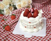 ラブリーいちごちゃんケーキ｜誕生日・記念日・推し活対応｜写真映え◎ 1