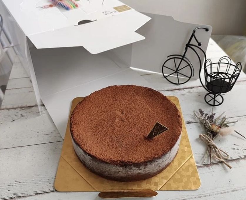 【元アレルギーのシェフが作ります】生チョコのようなガトーショコラ4号（12cm）乳卵小麦ナッツ不使用／Vegan 1