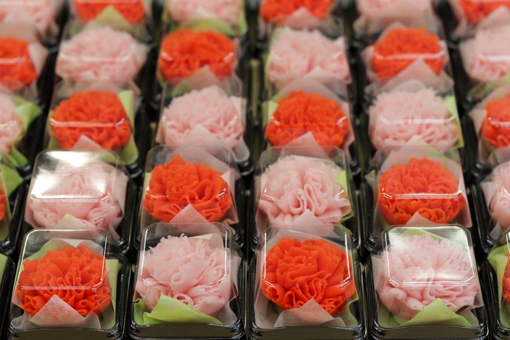 母の日の練り切り『 カーネーション 』 6個入 3