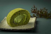 抹茶ロールケーキ 2