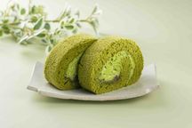 抹茶ロールケーキ 1