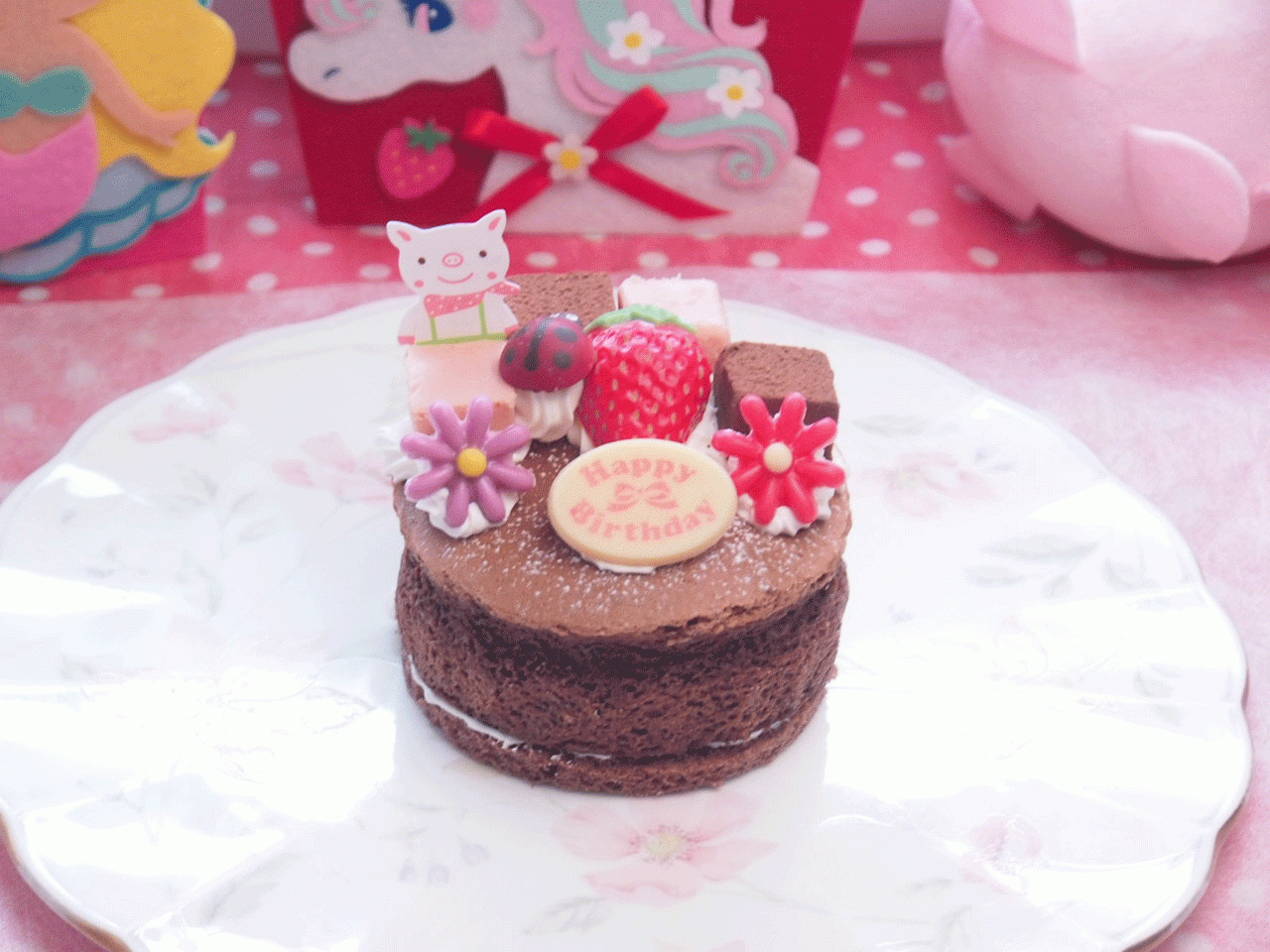 イチゴ生チョコ飾りガトーショコラ 3号9cm  無料メッセージカードを選べます。 