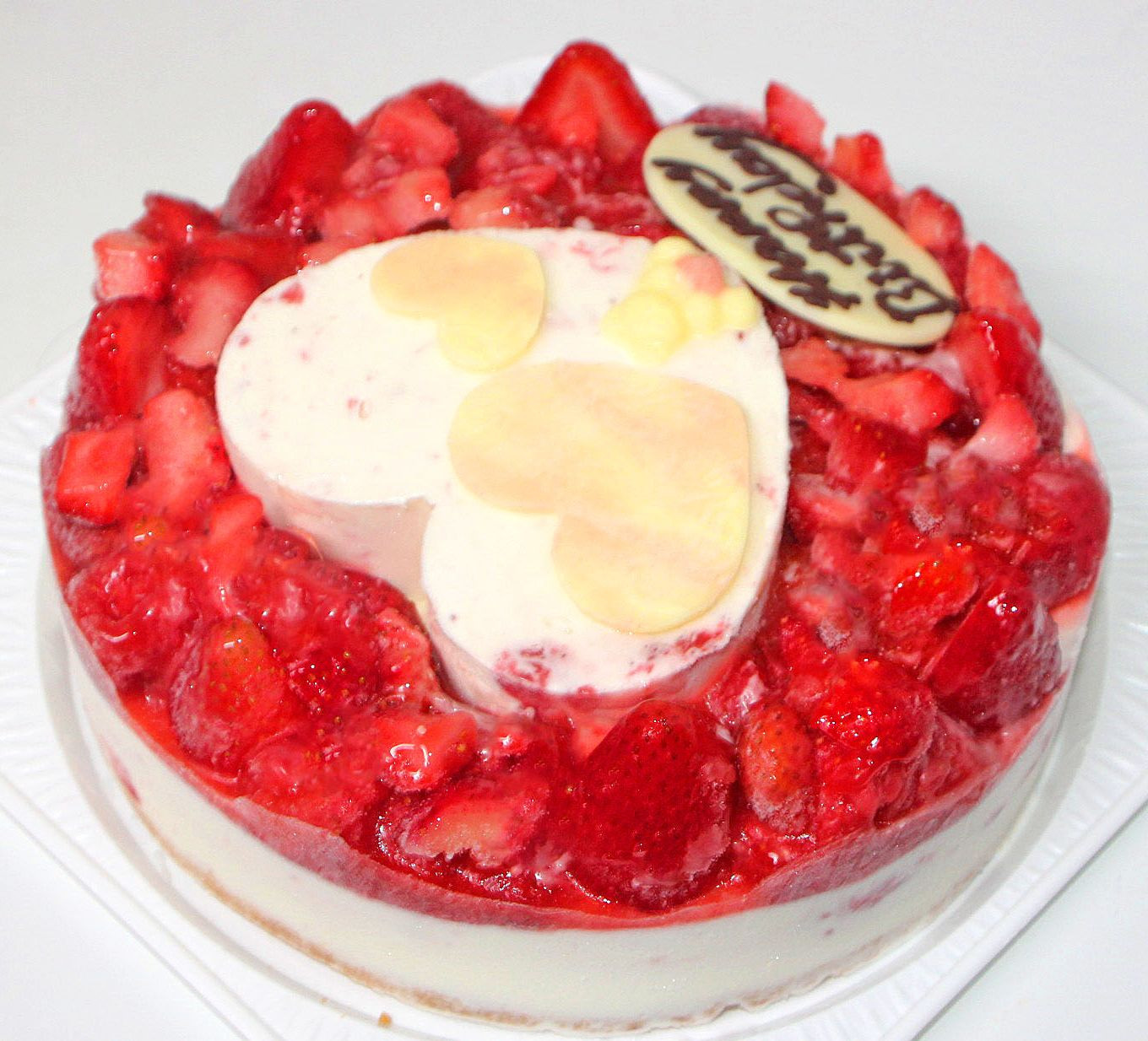 ハートいちごアイスケーキ6号 18cm（ホームメードのお店～うしゃ