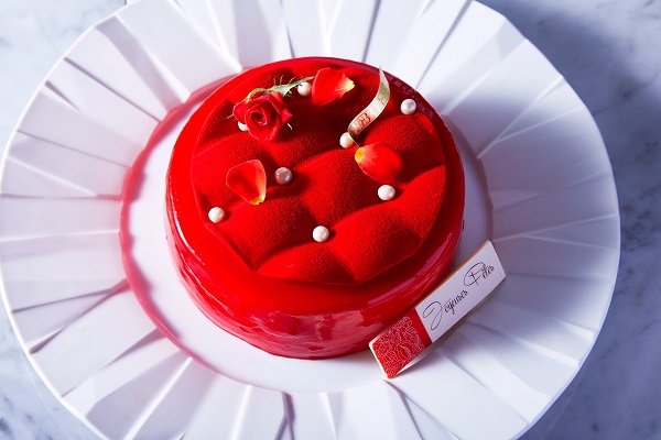 【LOUANGE TOKYO】～クリスマス限定あまおう苺のムースケーキ～ マトラッセルージュ2024 ノエル Matelassee rouge noel クリスマス2024 1