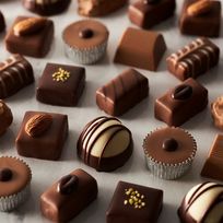～ロイスダールが贈る珠玉のチョコレート～アンジェ 20個入り HA20 (賞味期限5月上旬)
