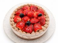 クリスマス限定 いちごとチョコのムースケーキ（グルテンフリー対応 卵・乳製品・小麦粉不使用） 4