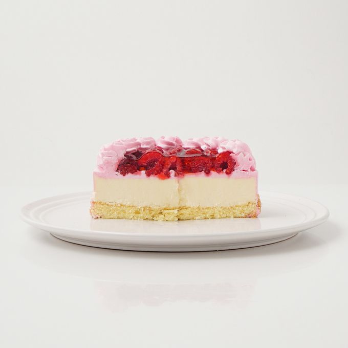 【カットタイプ】木苺レアチーズケーキ ピンク 5号 15cm 2