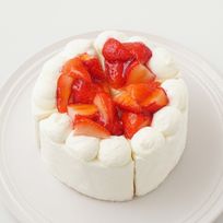 【カットタイプ】高級苺盛りデコレーションケーキ 4号 12cm