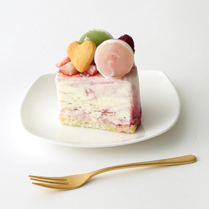 ラズベリーアイスクリームのデコレーションケーキ 5号 15cm 4