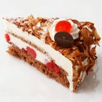最高級洋菓子 シュヴァルツベルダーキルシュトルテ 15cm ＆ シュス木苺レアチーズケーキ 15cm セット   8
