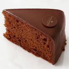 最高級洋菓子 ウィーンの銘菓 ザッハトルテ チョコレートケーキ 1カット 〇 母の日2024 2