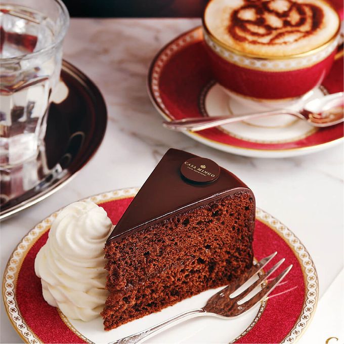 最高級洋菓子 ウィーンの銘菓 ザッハトルテ チョコレートケーキ 3カット 〇  3